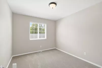 140 W Penny Ln, Logan, UT 84341 - Photo 14