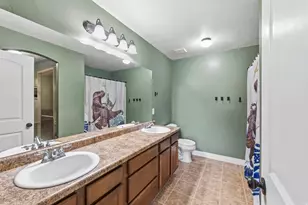 1165 W 100 S, Springville, UT 84663 - Photo 12