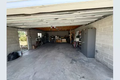 5597 S Hillside Dr E, Murray, UT 84107 - Photo 4