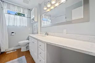 5597 S Hillside Dr E, Murray, UT 84107 - Photo 22