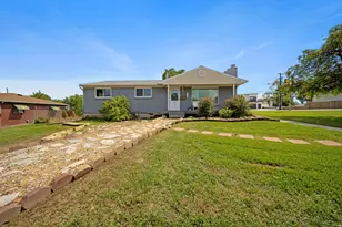 5597 S Hillside Dr E, Murray, UT 84107 - Photo 6