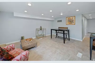 5597 S Hillside Dr E, Murray, UT 84107 - Photo 28