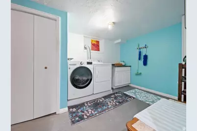 5597 S Hillside Dr E, Murray, UT 84107 - Photo 24