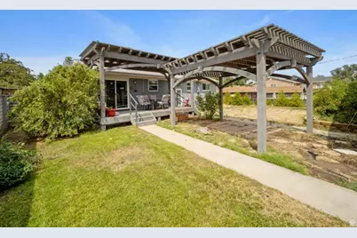 5597 S Hillside Dr E, Murray, UT 84107 - Photo 8