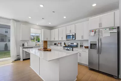 41 E Ferndell St, Saratoga Springs, UT 84045 - Photo 10