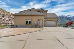 2543 E 700 S, Springville, UT 84663 - Photo 8