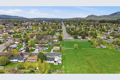 82 E 450 S, Smithfield, UT 84335 - Photo 46