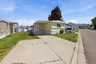 3860 Midland Dr, Roy, UT 84067 - Photo 20
