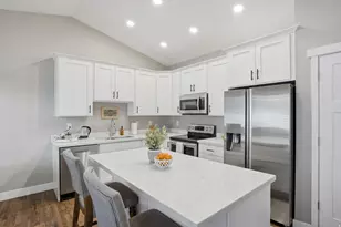 6785 S 700 E, Midvale, UT 84047 - Photo 12