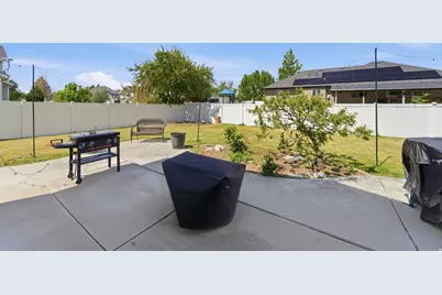 1684 W 350 N, West Point, UT 84015 - Photo 28