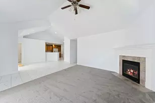 877 W 1920 S, Syracuse, UT 84075 - Photo 6