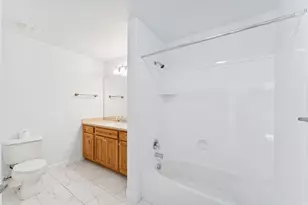 877 W 1920 S, Syracuse, UT 84075 - Photo 14