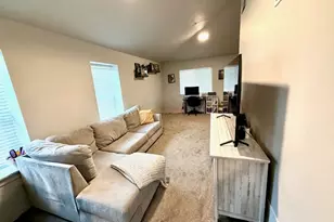 618 S 100 W, Springville, UT 84663 - Photo 4