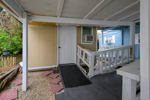 41 W Crawford Pl S, Sandy, UT 84070 - Photo 2