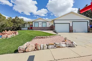 569 Elk Meadow Loop, Tooele, UT 84074 - Photo 2