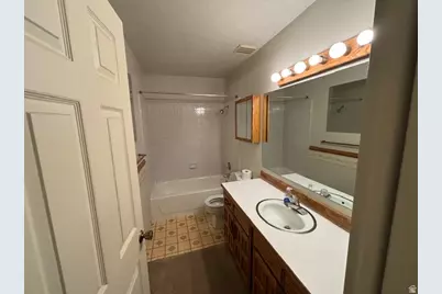 762 S 2050 W, Vernal, UT 84078 - Photo 8