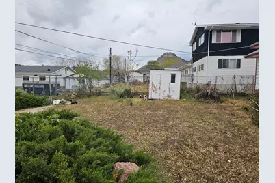 744 Royal St, Helper, UT 84526 - Photo 32