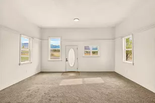 375 E 200 N, Spring City, UT 84662 - Photo 2