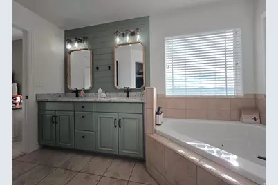 625 S 2400 W, Vernal, UT 84078 - Photo 14