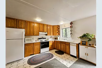 38 Twin Creek Dr #V38, Mount Pleasant, UT 84647 - Photo 12