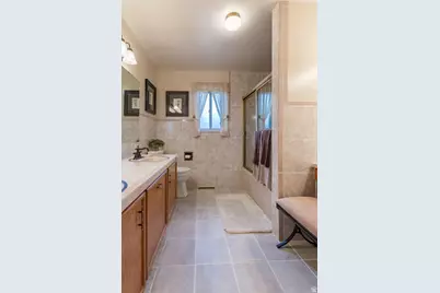 731 W 300 N, Vernal, UT 84078 - Photo 38