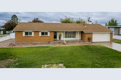 731 W 300 N, Vernal, UT 84078 - Photo 2
