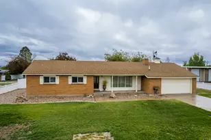 731 W 300 N, Vernal, UT 84078 - Photo 2