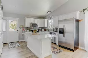 7933 N Smith Ranch Rd E, Eagle Mountain, UT 84005 - Photo 4