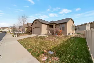 2722 N Double Eagle Dr, Lehi, UT 84048 - Photo 2
