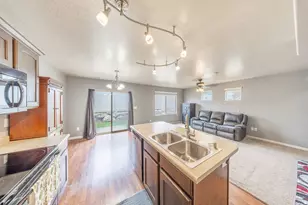 2414 S Andover St W, West Haven, UT 84401 - Photo 8