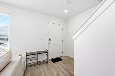 1188 E Dogwatch Dr, Saratoga Springs, UT 84045 - Photo 4