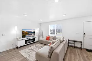 1188 E Dogwatch Dr, Saratoga Springs, UT 84045 - Photo 6