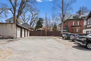 1127 E S Temple S, Salt Lake City, UT 84102 - Photo 10
