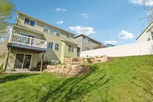 1374 E Primrose Ct N, Layton, UT 84040 - Photo 48