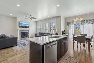 1374 E Primrose Ct N, Layton, UT 84040 - Photo 12