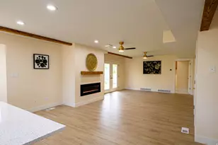 795 S Locust Ave, Pleasant Grove, UT 84062 - Photo 14
