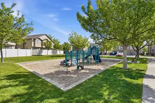 948 W Chelsea Ln N, North Salt Lake, UT 84054 - Photo 18