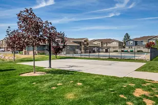 60 E Calbourne Ln S, Sandy, UT 84070 - Photo 18