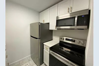 425 S 900 E, Salt Lake City, UT 84102 - Photo 6