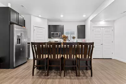 4569 W Pleasant Ct, West Valley, UT 84120 - Photo 6
