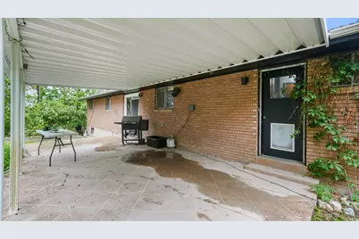 1229 E 33rd St S, Ogden, UT 84403 - Photo 6