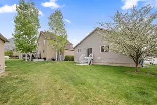 451 E Apple Grove Ln S, Pleasant Grove, UT 84062 - Photo 26