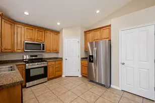 451 E Apple Grove Ln S, Pleasant Grove, UT 84062 - Photo 6