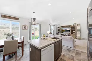 332 Red Rock Dr, Santaquin, UT 84655 - Photo 10