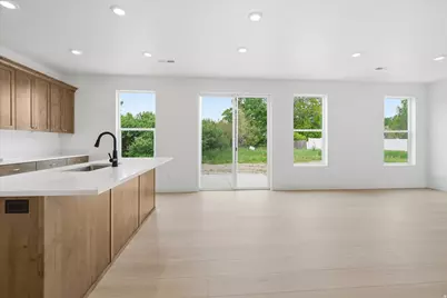 844 N 400 W, Logan, UT 84321 - Photo 8