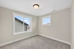 1274 W Sagehill Dr, Saratoga Springs, UT 84045 - Photo 20