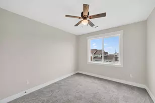 1274 W Sagehill Dr, Saratoga Springs, UT 84045 - Photo 18