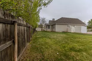 3257 W 250 S, Vernal, UT 84078 - Photo 4