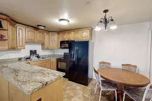 367 S 1000 W, Pleasant Grove, UT 84062 - Photo 2