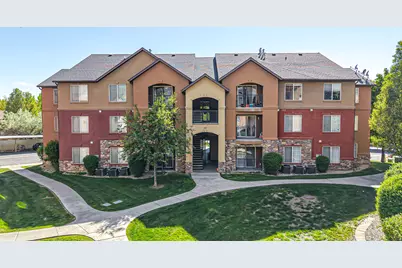 367 S 1000 W #201, Pleasant Grove, UT 84062 - Photo 1
